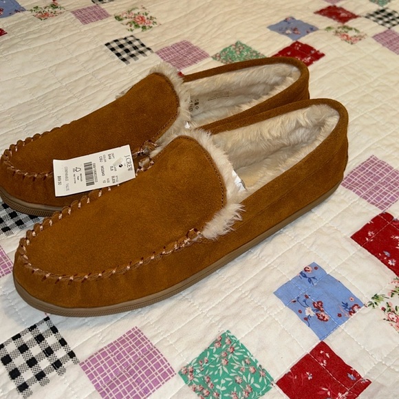J. Crew Other - Men’s j crew faux fur lined moccasin slippers- BNWT